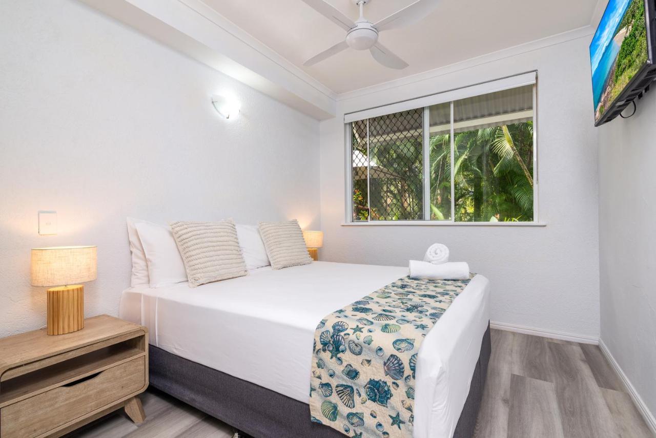 Seascape Holidays - Coral Apartments Порт Дъглас Екстериор снимка