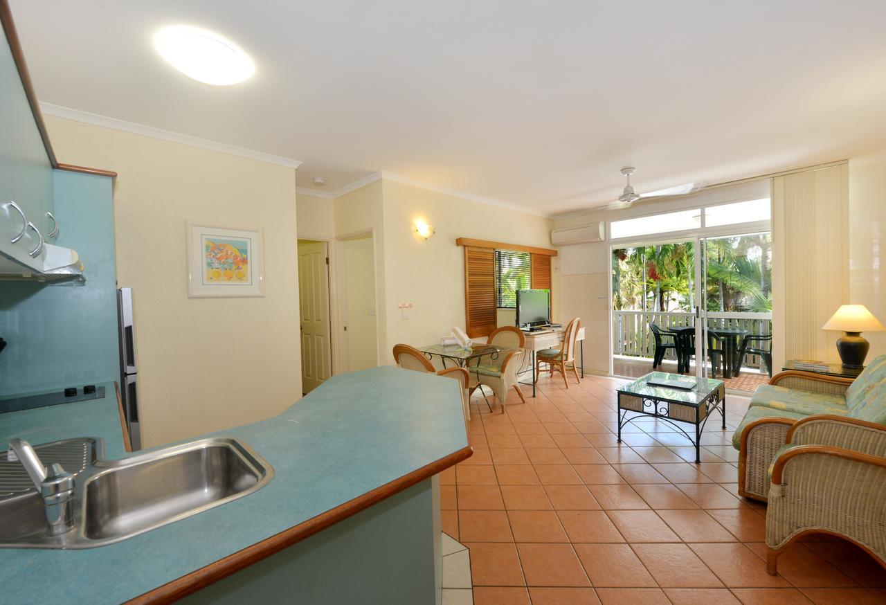 Seascape Holidays - Coral Apartments Порт Дъглас Екстериор снимка
